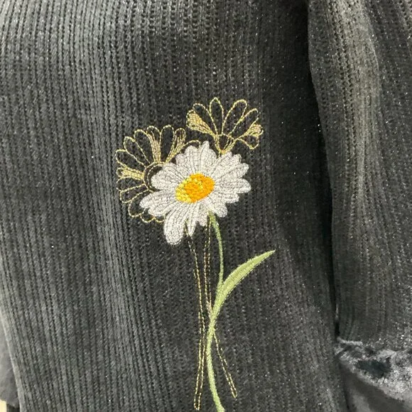 Sweater - Picture 5 of 5